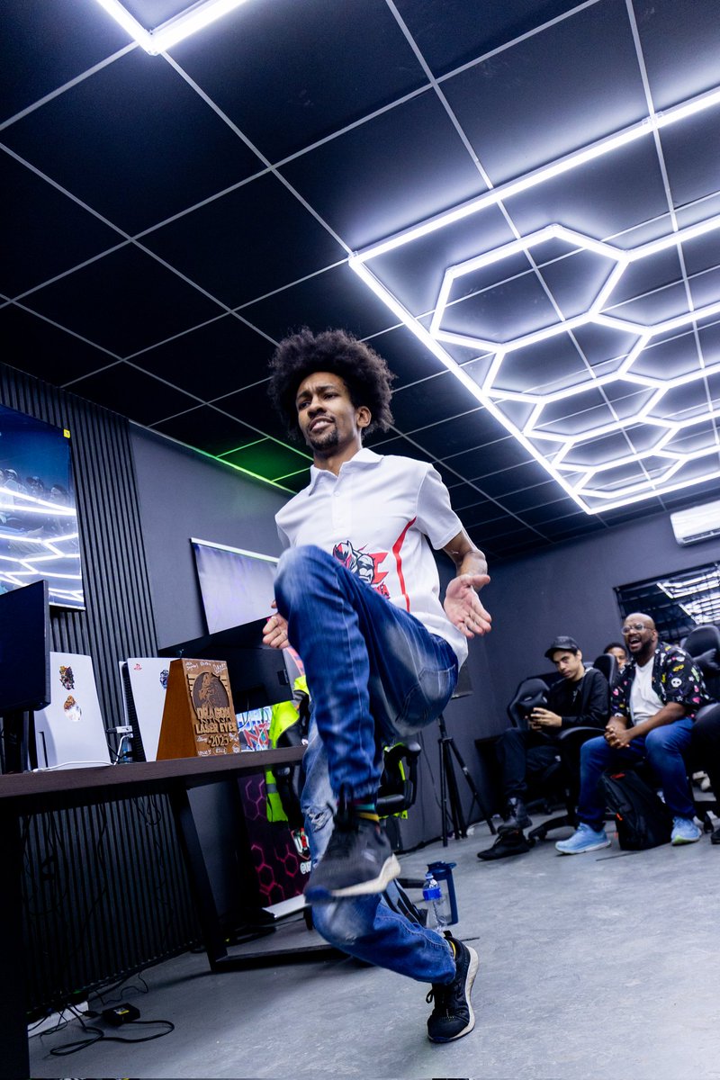 ugcza's tweet image. Also, there's like 10 000 photos so get ready to get sick of us😂😂.

📸: @preganpillay 

#DNLE2025 #UGCZA #FGCZA #TEKKEN #2XKO