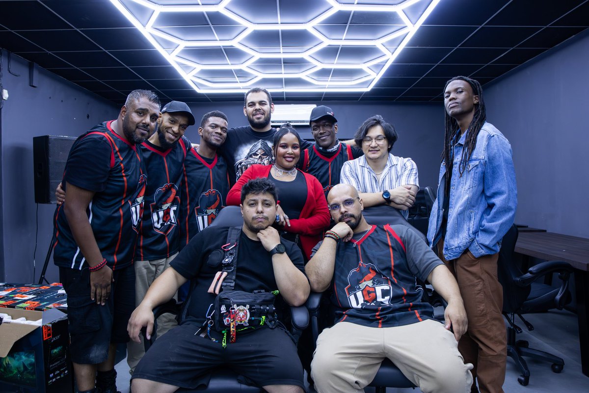 ugcza's tweet image. Also, there's like 10 000 photos so get ready to get sick of us😂😂.

📸: @preganpillay 

#DNLE2025 #UGCZA #FGCZA #TEKKEN #2XKO