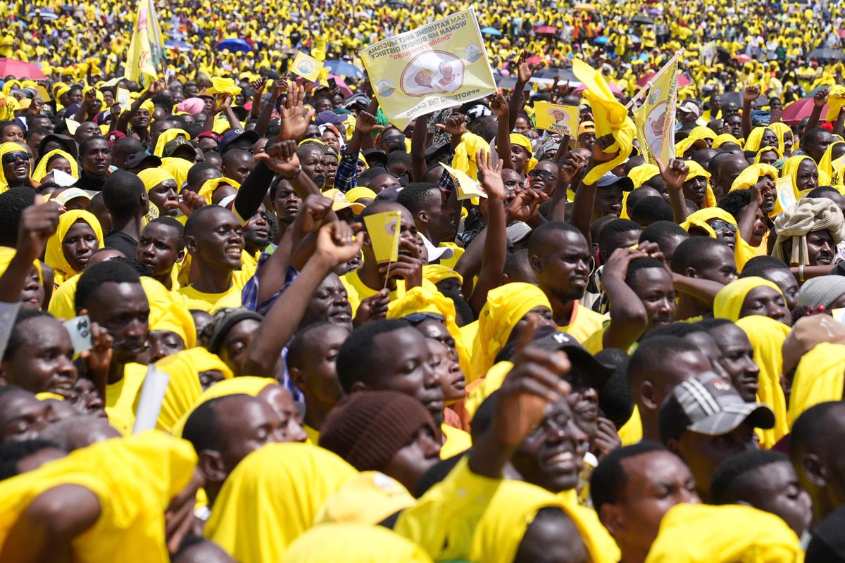 KagutaMuseveni's tweet photo. Maama and I, together with the NRM leaders, began the day with a rally here in Bushenyi. You heard Bassajabalaba speak about his friend in Sudan who lost his life and his four daughters to rebels. Sudan was torn by religious divisions, and the suffering is immense. This is why we must treasure peace. Uganda once faced similar dangers, but the NRM restored stability. Supporting the NRM is supporting your own safety and the peace of our nation.

We shall rebuild key roads, including Mbarara–Bushenyi and Kabwohe–Bugongi–Kitagata. I am glad Bushenyi now has 16 government secondary schools, 155 primary schools and 65 private secondary schools, a clear sign of progress. On power blackouts, I will check and resolve the issue. Our electricity supply is strong; the problem may simply be disconnected wires.