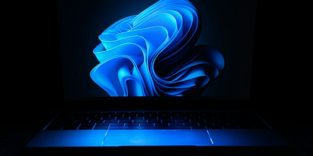 LifehackerRu's tweet image. Для тёмного режима в Windows 11 вышло ослепительное обновление — буквально

bit.ly/3Mak5o5