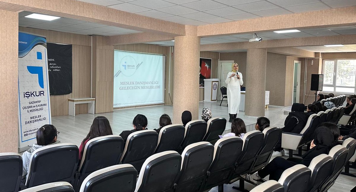 🎓Gençlerimizin Kariyer Planlamalarına Destek Olmak için Çalışıyoruz!

Gaziantep Çalışma ve İş Kurumu İl Müdürlüğümüz tarafından lise öğrencilerine "Geleceğin Meslekleri ve Meslek Seçiminin Aşamaları" konularında eğitim verildi.

#MeslekDanışmanlığı
#KariyerPlanlama
#MeslekSeçimi