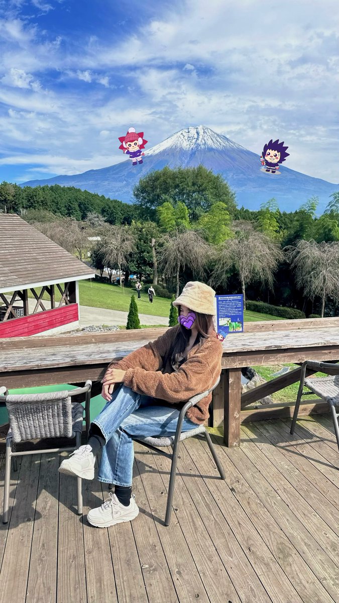 Don’t forget to treat yourself coz you all been working hard! 💜

Let’s spread love rather than hate in this space, and remember what @Monad is really about

Still bullish on <a href="/ChogNFT/">Chog</a> 🫶🏻