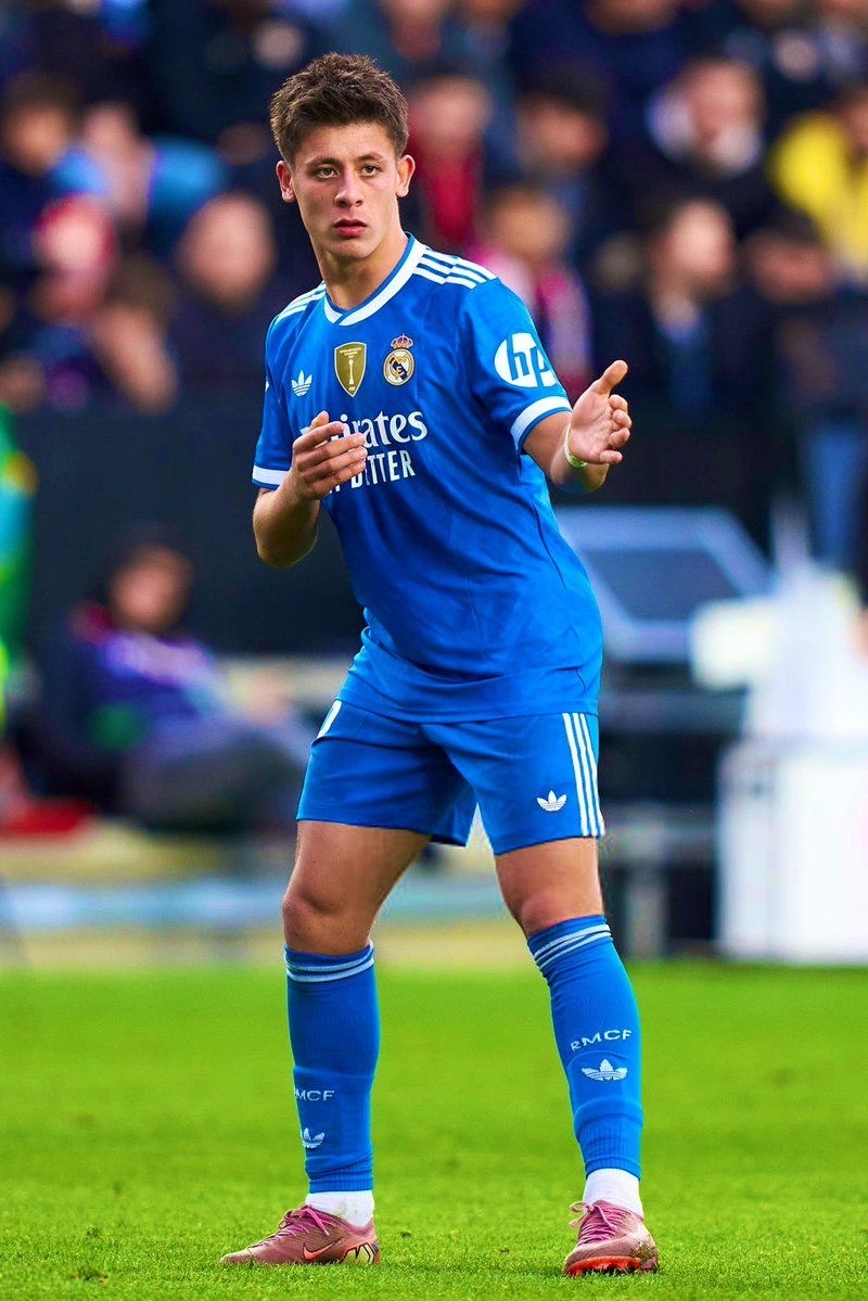 MadridXtra's tweet image. 🚨 OFFICIAL: Arda Güler finished 2nd in the 2025 Golden Boy Award rankings.