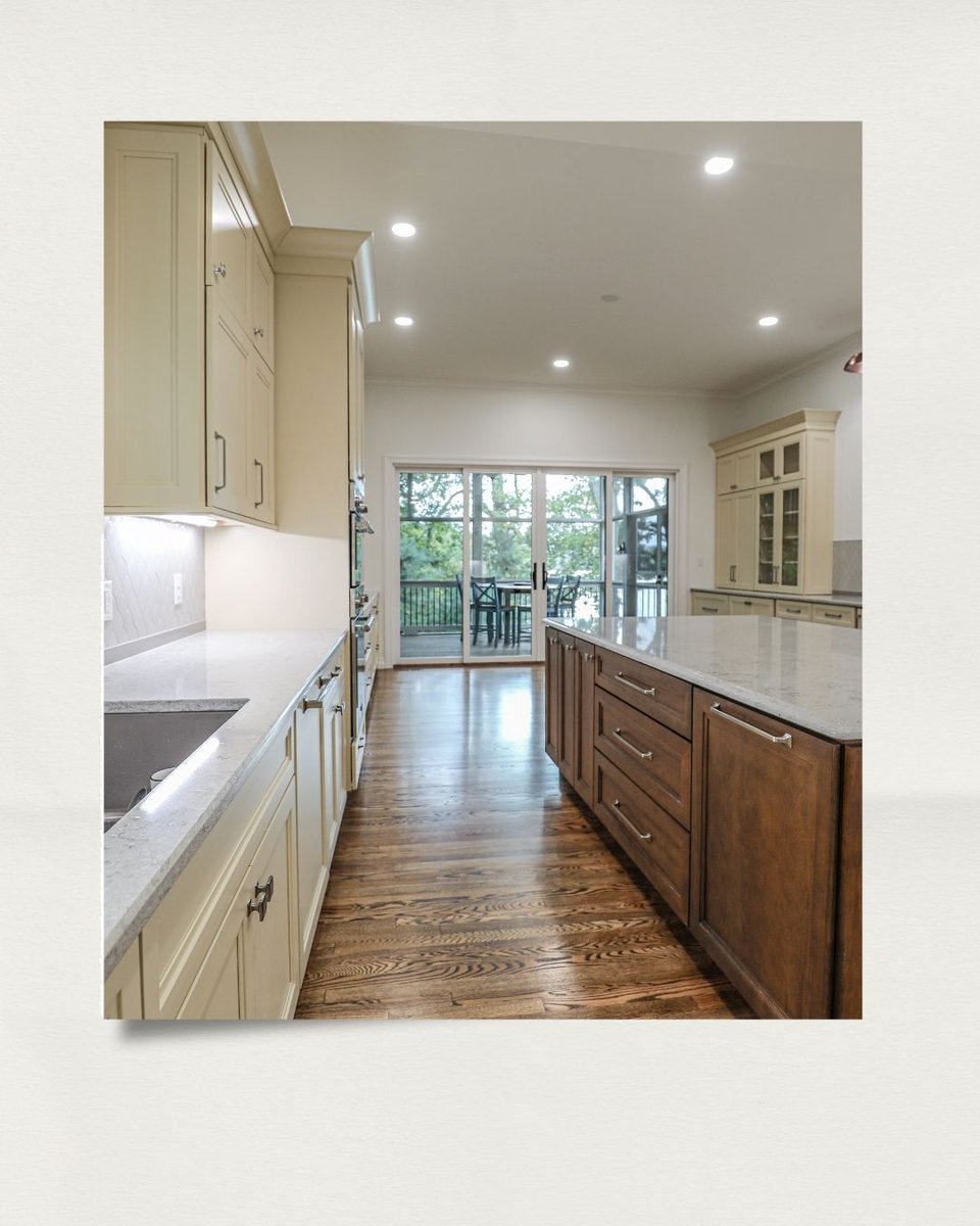 CoveredBridge_'s tweet image. A beautiful kitchen should also be a hardworking kitchen.
Every drawer, shelf, and cabinet in this space is planned to make daily routines simpler.
Covered Bridge Cabinetry gives you practical solutions that never compromise style.