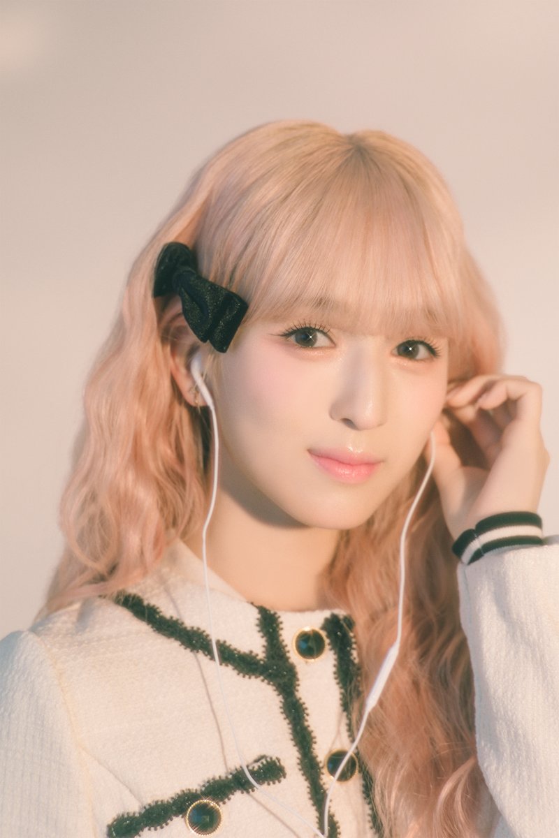 アイドル me 𝘊𝘰𝘯𝘤𝘦𝘱𝘵 𝘗𝘩𝘰𝘵𝘰 ♪ #SUZU ▶︎ ᴸ