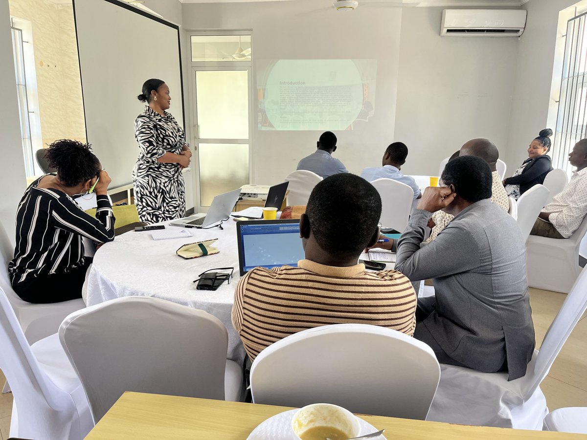 Forumcctza's tweet image. An information-sharing meeting that brought together thematic leads from the thematic groups of FORUMCC platform members and partners. The purpose of this meeting was to strategize on how to strengthen our regional engagement via EACSOF.