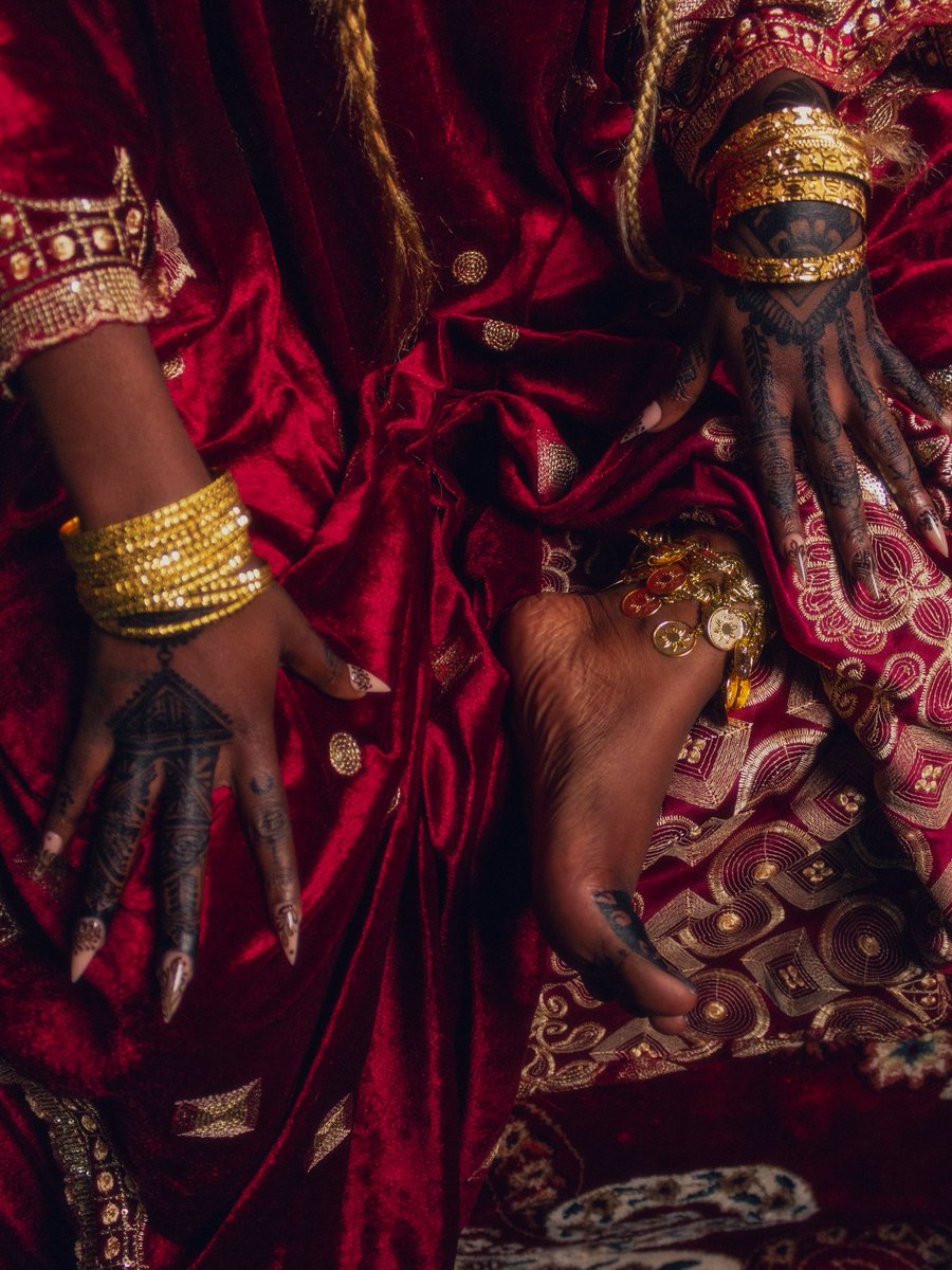 Swahili girl that loves making R&amp;B ❣️ 
Back2Me from <a href="/ukweli_ukweli/">ukweli</a> &amp; I’s new EP - Maybe II 🫶🏾 Link in my bioo, Nairobi R&amp;B baby ❤️‍🔥 Shot in 🇰🇪, whole team 🇰🇪