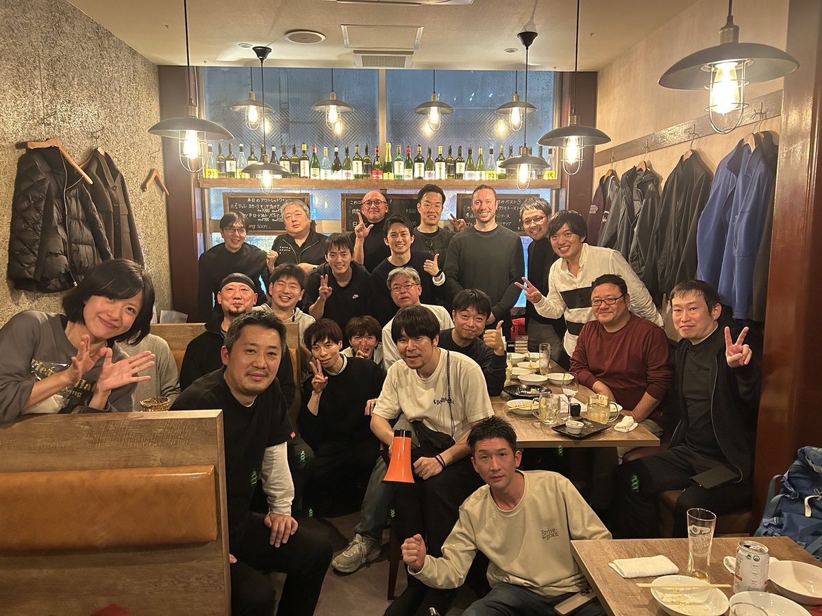 今年もお世話になりました！！！
来年も混ぜてもらえるように精進します🏓

#WRM大忘年会