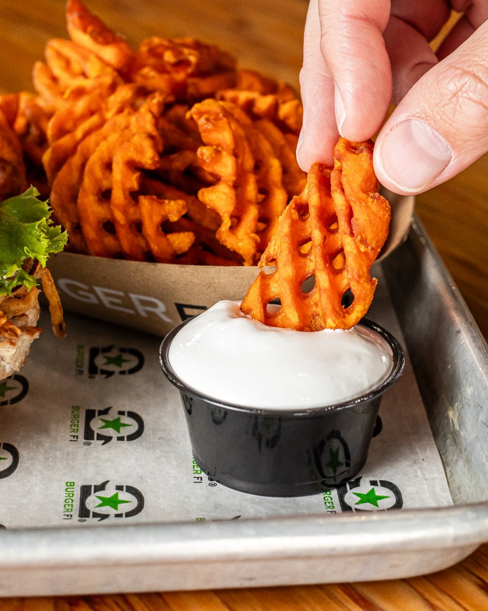 We have BurgerFi'd the traditional sweet potato casserole 🍠🍟 For a limited time only, we have sweet potato fries with marshmallow fluff! ✨