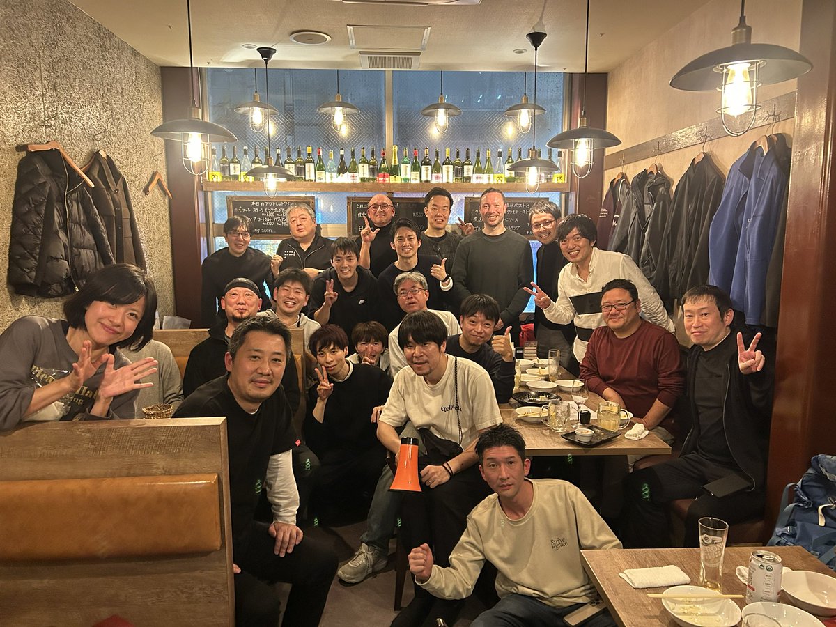 今年もWRMさん主催の飲み会に数少ない一般人枠で呼んでいただきました！

交流させていただいた皆様ありがとうございました✨

来年も卓球界を盛り上げていきましょう！