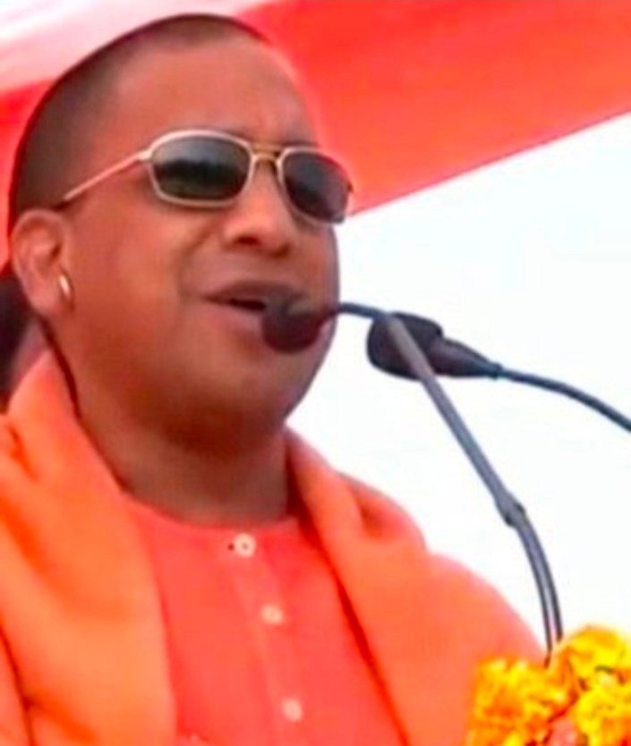 imshukla4bjp's tweet image. क्या यह 
सत्य नहीं है?

यूपी में “जेल” के सभी दरवाजे खोल भी दिए जायें और पूरी तरह से सिक्योरिटी को भी हटा भी लिया जाए ..!!

तो भी किसी कैदी की क्या मजाल है कि कोई कैदी जेल से बाहर भाग जाए? 

मैं तो कहता हूं कि यहीं तो रामराज्य है ✌️

जय श्री राम 🙏🚩
#YogiAdityanath #UPCM