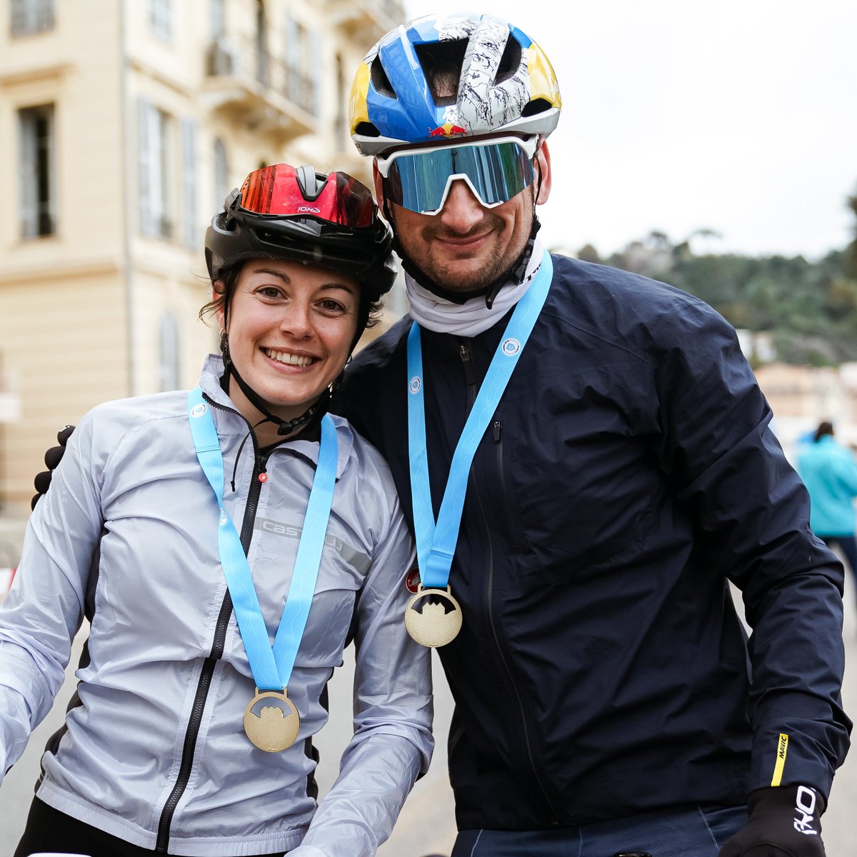 ParisNiceCh's tweet photo. Ça sera bientôt ton tour de recevoir ta médaille après avoir franchi la ligne d’arrivée du #ParisNiceChallenge 🤩

It will soon be your turn to receive your medal after crossing the finish line of the #ParisNiceChallenge 🤩

📸 A.S.O. / Xavier Pereyron https://t.co/kRKdSnu4B3