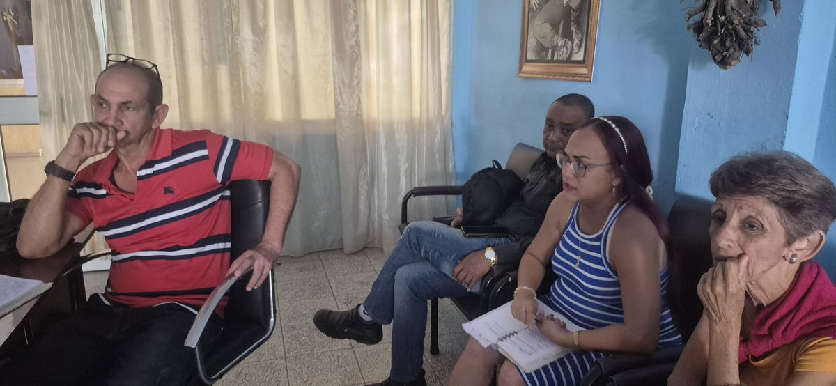 🩺✨ Reunión de Acreditación en la Universidad de Ciencias Médicas de Granma ✨🩺

Se discutieron estrategias para mejorar la calidad educativa y los estándares académicos en la formación de profesionales de la salud. ¡Hacia la excelencia! 💪📚

#Acreditación #Salud