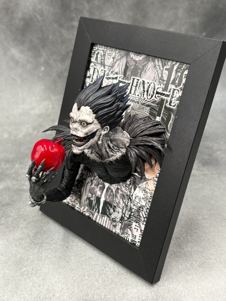 リュークのすり抜けマグネットが届いたので早速飾りました😁 めっちゃ