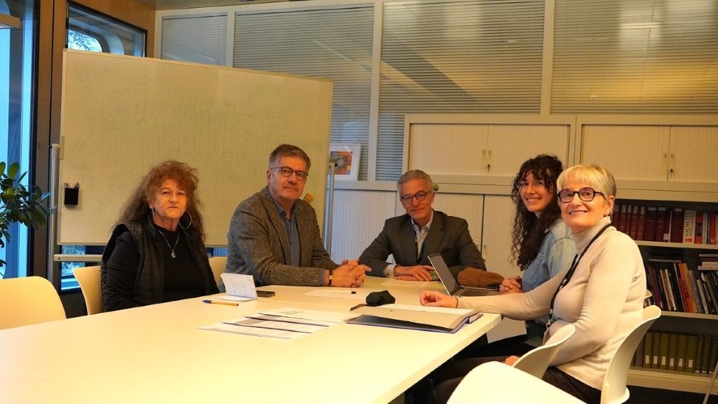 Amb_Francji's tweet image. #associations #consulaire 
Le conseil consulaire #STAFE qui permet de soutenir des projets d’associations 🇫🇷 en 🇵🇱 s’est réuni aujourd’hui à l'Ambassade. Merci et bravo aux associations porteuses de projets pour leur travail et leur créativité au service des Français en Pologne!