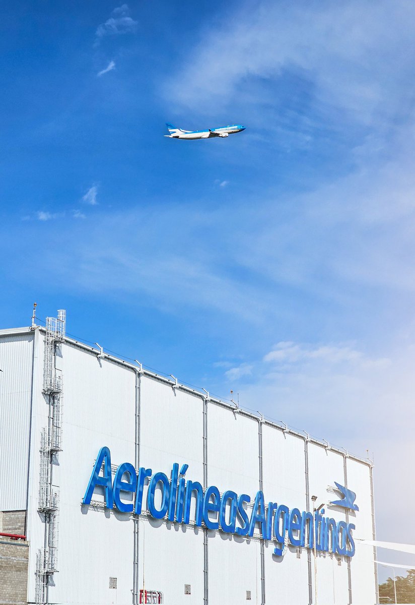 ¡Buen día! ☀️ 💨 🛫