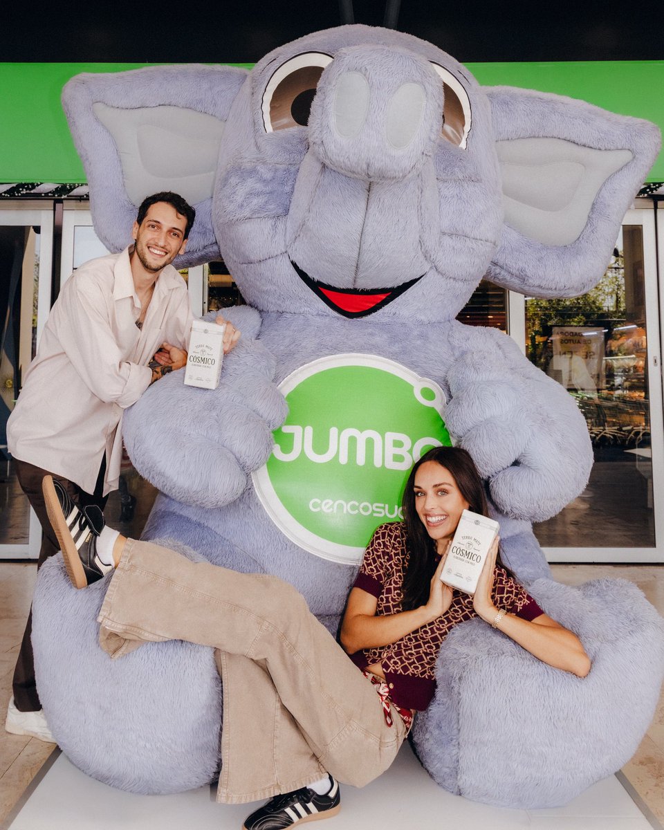 Entramos en JUMBO!!! Ahora podes encontrar <a href="/YerbaCosmico/">Cósmico Yerba Mate</a> en TODAS los sucursales del país!!! 🧉🇦🇷 Cósmico sigue creciendo, y no nos dan las palabras para agradecerles a ustedes ❤️