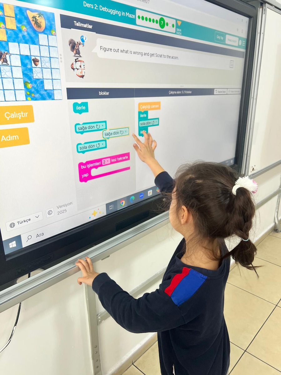 BKKutahyakampus's tweet image. #bahcesehirdebugün
İlkokul öğrencilerimiz Robotik ve  Kodlama dersinde, &quot; studio code.org&quot; uygulaması üzerinden online blok kodlama yaptı. #kutahyabk #robotikkodlama