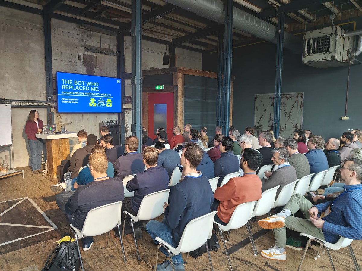 AzureLowLands's tweet photo. Real stories, real tools, real impact, exactly what AI Lowlands is about.

Great turnout for Alina Astapovich 🌟 A must-see session for anyone building AI for real-world operations.

#AILowlands https://t.co/KbCSf04qch