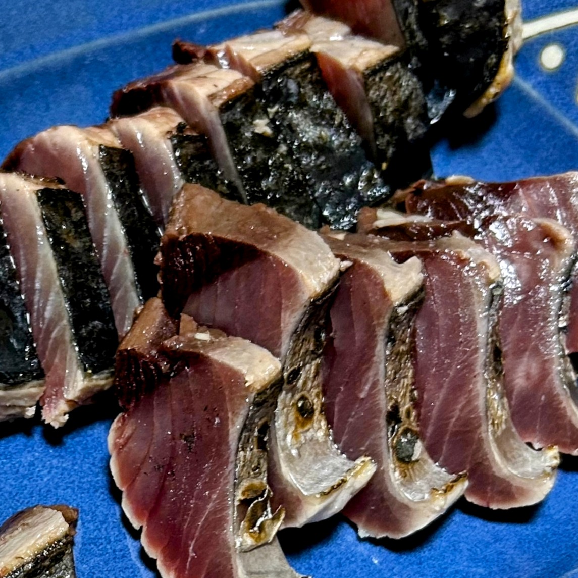 DAZsfishing's tweet photo. オオグチハマダイを食べる間もなく、八日寝かせたので
食べて見たら口の中でとろける感覚。すごすぎるでしょ
#ジギング
#オオグチハマダイ
#��ラソウダ
#義丸 https://t.co/NY6AKYHFQE