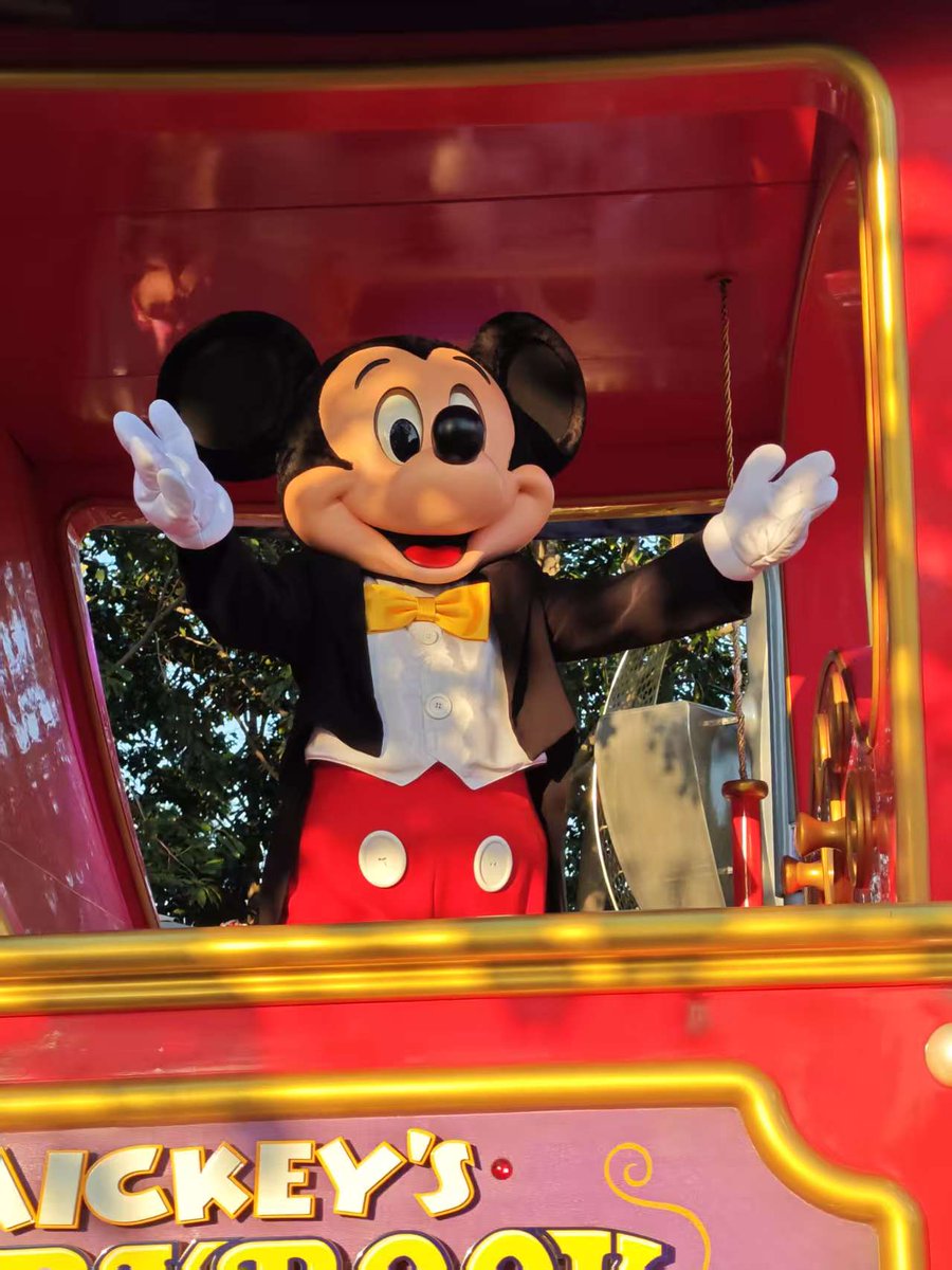 Littleone5232's tweet image. 是可爱的米奇呀#迪士尼