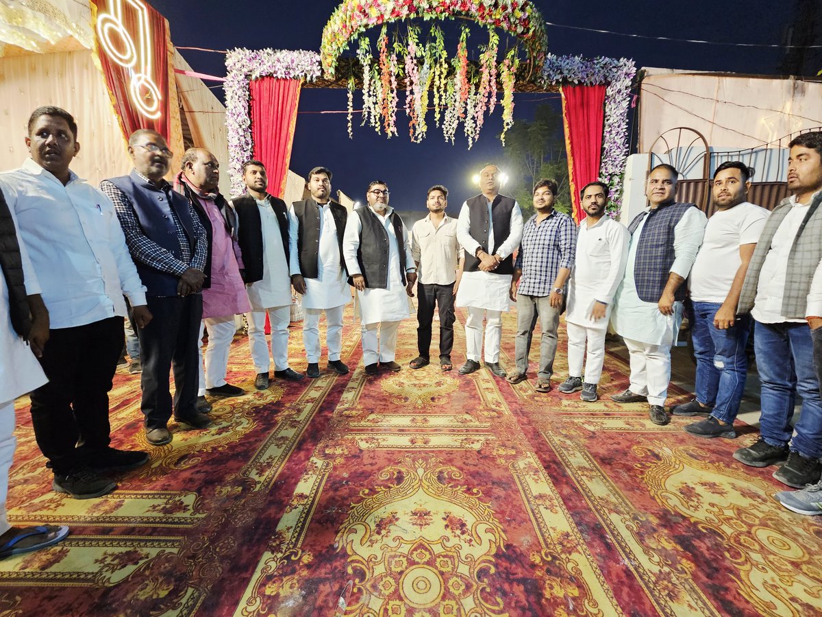 AltafAnsari356's tweet image. घोसी कस्बा रोड अमन आर्य के वहां मांगलिक कार्यक्रम में!
@samajwadiparty @yadavakhilesh