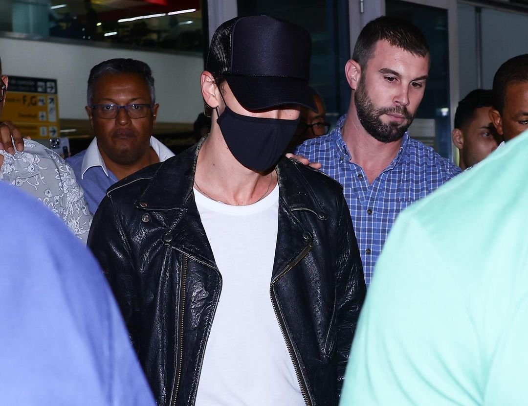 December 2nd 2023 - Austin Butler arriving at the airport in Brazil