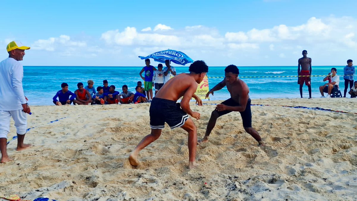 beisbolpress's tweet photo. Un Taller Científico de Deportes de Mar y Playa en Cuba sesiona hoy en el #CIDC para evaluar lo hecho en 2025 y proyectar 2026. Se tratará la organización de los festivales de verano en La Habana e invierno en Varadero, y el trabajo con entidades.  @jit_digital #DeporteCubano https://t.co/ED0zNCauAJ