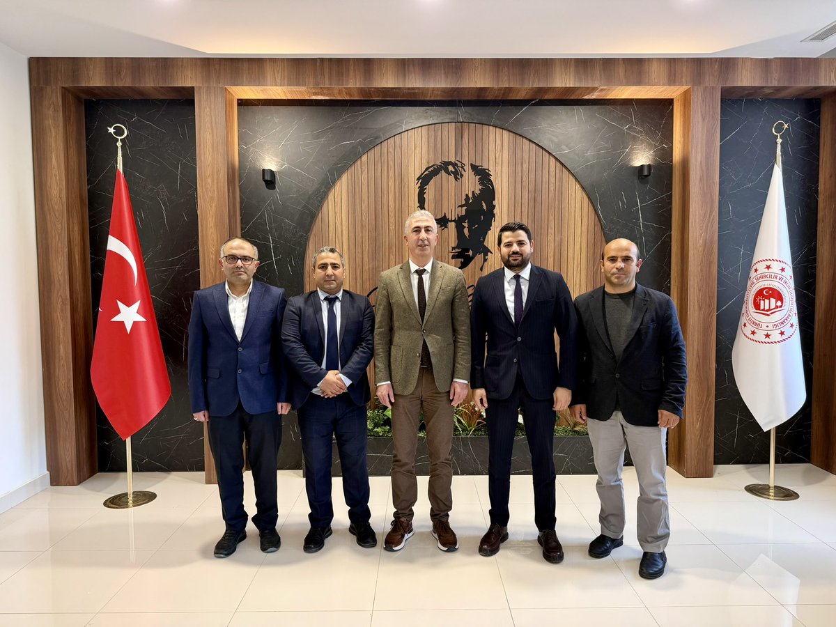 Erzincan’daki projelerimiz kapsamında, Erzincan Çevre, Şehircilik ve İklim Değişikliği İl Müdürü Selçuk Aydın ziyaret edilerek anahtar teslimi öncesi değerlendirme toplantısı gerçekleştirilmiştir.