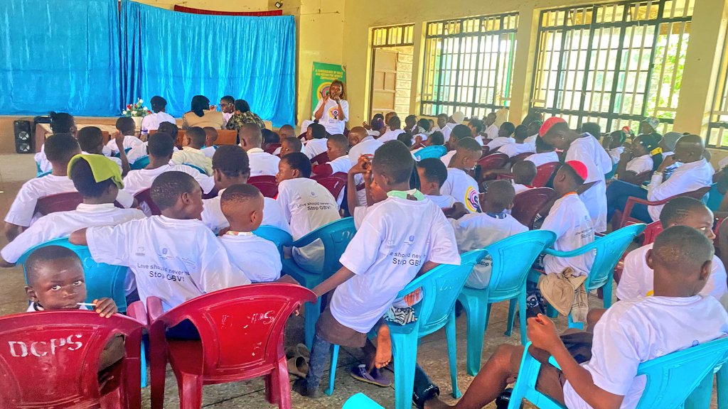 🎭ACTIVATE NAIROBI Photo dump 🎭
The Participatory Educational Theatre was really informative and Edutaining #16DaysOfActivism