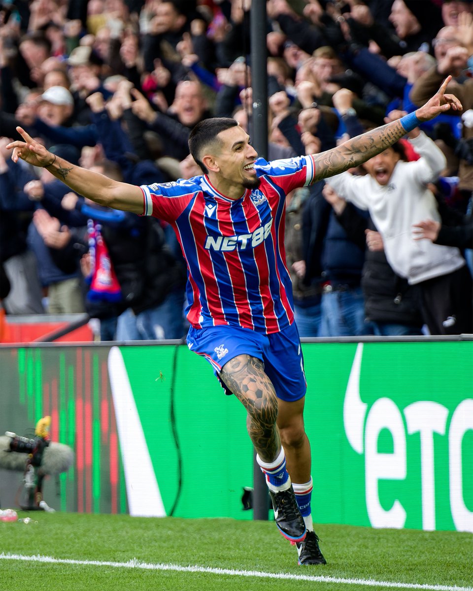 WhoScored's tweet image. Highest rated fullbacks in the Premier League this season: 

◉ 7.18 - Jurrien Timber 
◉ 7.16 - Daniel Munoz
◉ 7.07 - Kenny Tete
◉ 7.05 - Nico O&apos;Reilly
◉ 7.01 - Mats Wieffer