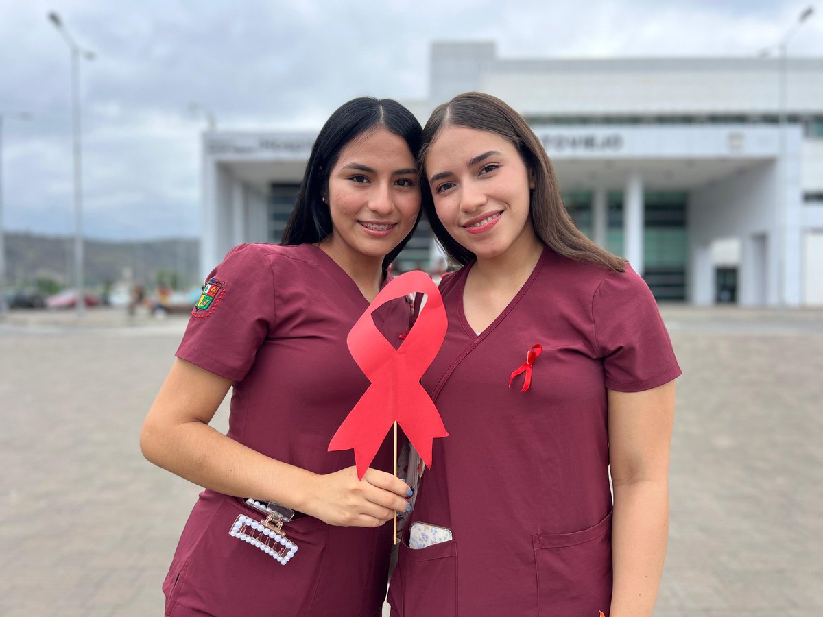 En el marco de la conmemoración del Día Mundial de la Lucha contra el Sida ❤️, el <a href="/HEP_Zona4/">Hospital de Especialidades Portoviejo 🇪🇨</a> desarrolló la jornada“Hazte la Prueba del VIH”,una actividad orientada a promover el diagnóstico temprano, fortalecer la prevención y reducir los estigmas que aún rodea a esta infección.