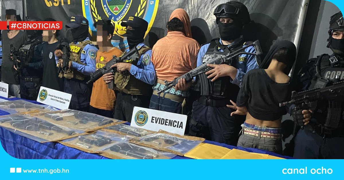 Canal8_hn's tweet image. #Canal8 | 🚨 La Policía Nacional informó sobre el desmantelamiento de una peligrosa célula de la Pandilla 18 durante un allanamiento de morada ejecutado en la colonia Jerusalén sector La Planeta, La Lima, Cortés.

🔗: tnh.gob.hn/nacional/dipam…

#Lima #Policía