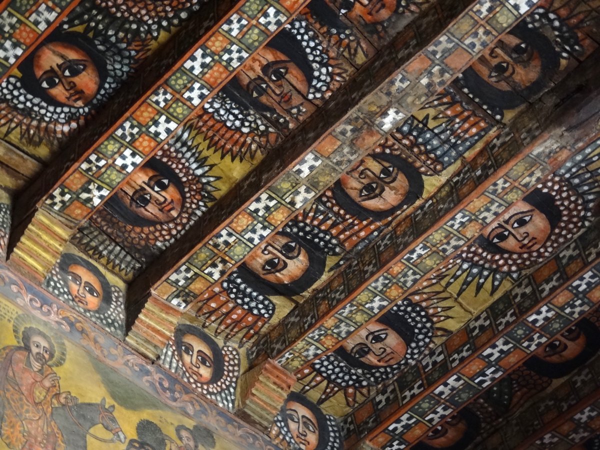 shokunin_dev's tweet image. 💻🎨 The Ceiling in Four Architectural Styles

Japan, Edo period - Kumamoto Castle
Ethiopia, Gondarine era - Debre Berhan Selassie
Spain, Moorish - Alhambra
Mexico, Art Nouveau - Palacio de Bellas Artes

#FourVisions #Architecture #CodingIsArt

📸 
Kumamoto Castle - z tanuki (CC…