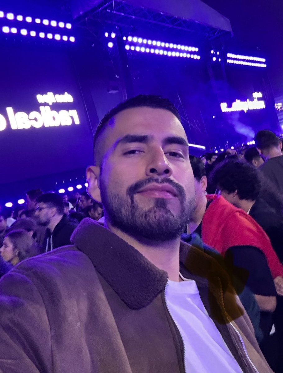 Alexxx tweet media
