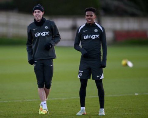 Palmer and Estevão spotted together in training today…  
What are they cooking? 👀  

Pray for EPL defenders... it might get scary real soon.