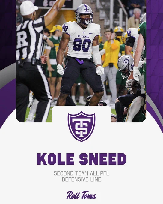 Image from St. Thomas Football (@UST_Football)