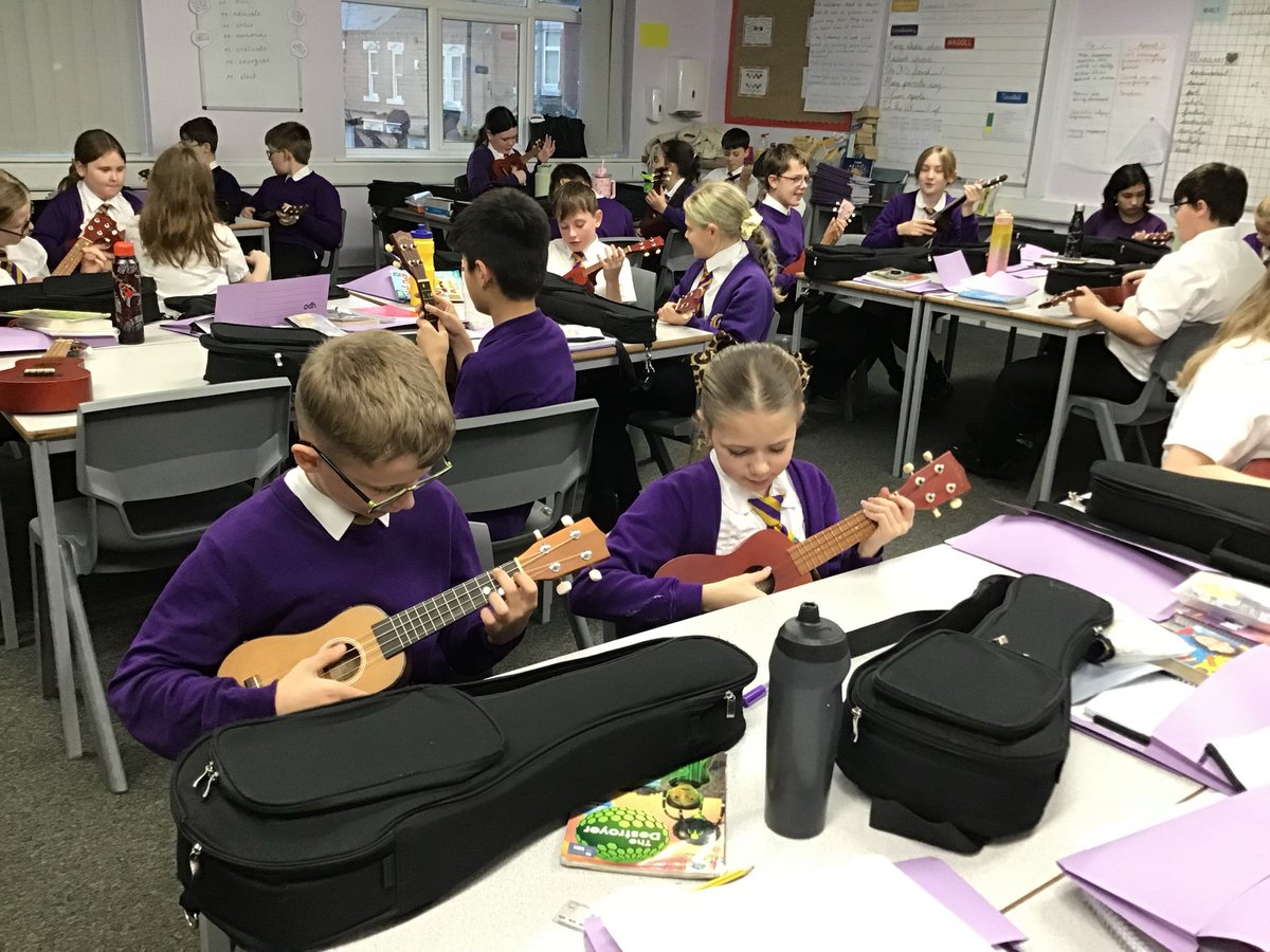 CastlefordParkJ's tweet photo. 🎶 Excited to kick off our ukulele unit!
We’re strumming our way through a journey of American music—exploring roots, rhythm, and the stories behind the sound. Let’s make some music together! 🇺🇸🎵✨
#UkuleleUnit #AmericanMusicJourney #MusicEducation #LetTheMusicBegin https://t.co/48QamKtzY0