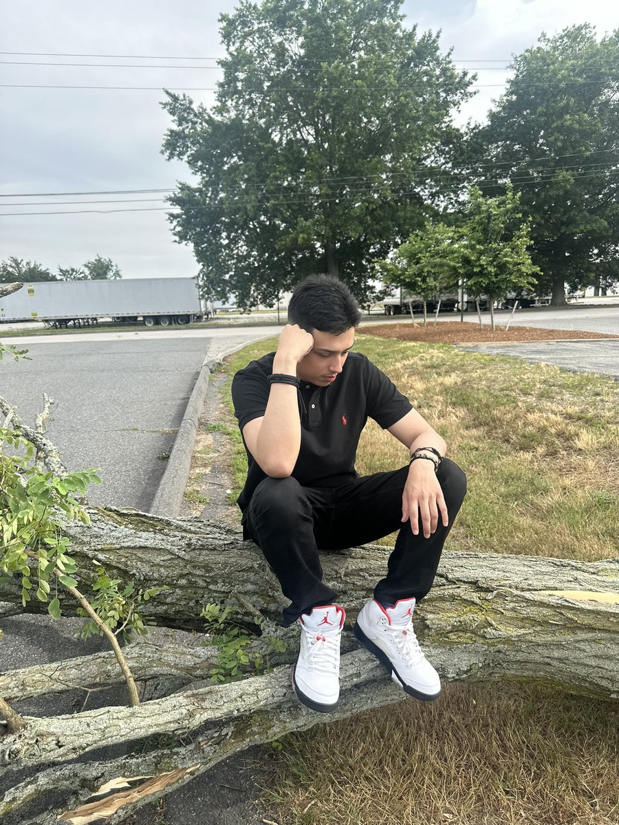 669dannyboy's tweet photo. Happy birthday to my boy Juice https://t.co/EdYqh2FrFV