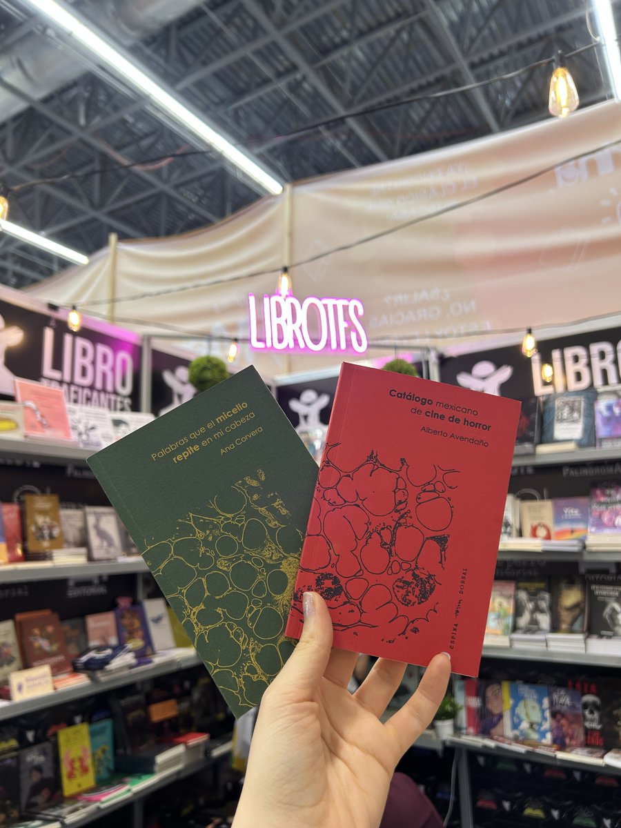 librotfs's tweet photo. Espina dorsal en el stand C29 de la FIL GDL 🤠

#FILGDL #librosrecomendados #FeriaInternacionalDelLibroGuadalajara #librotfs #Librotraficantes https://t.co/vZ2tSYNLPu