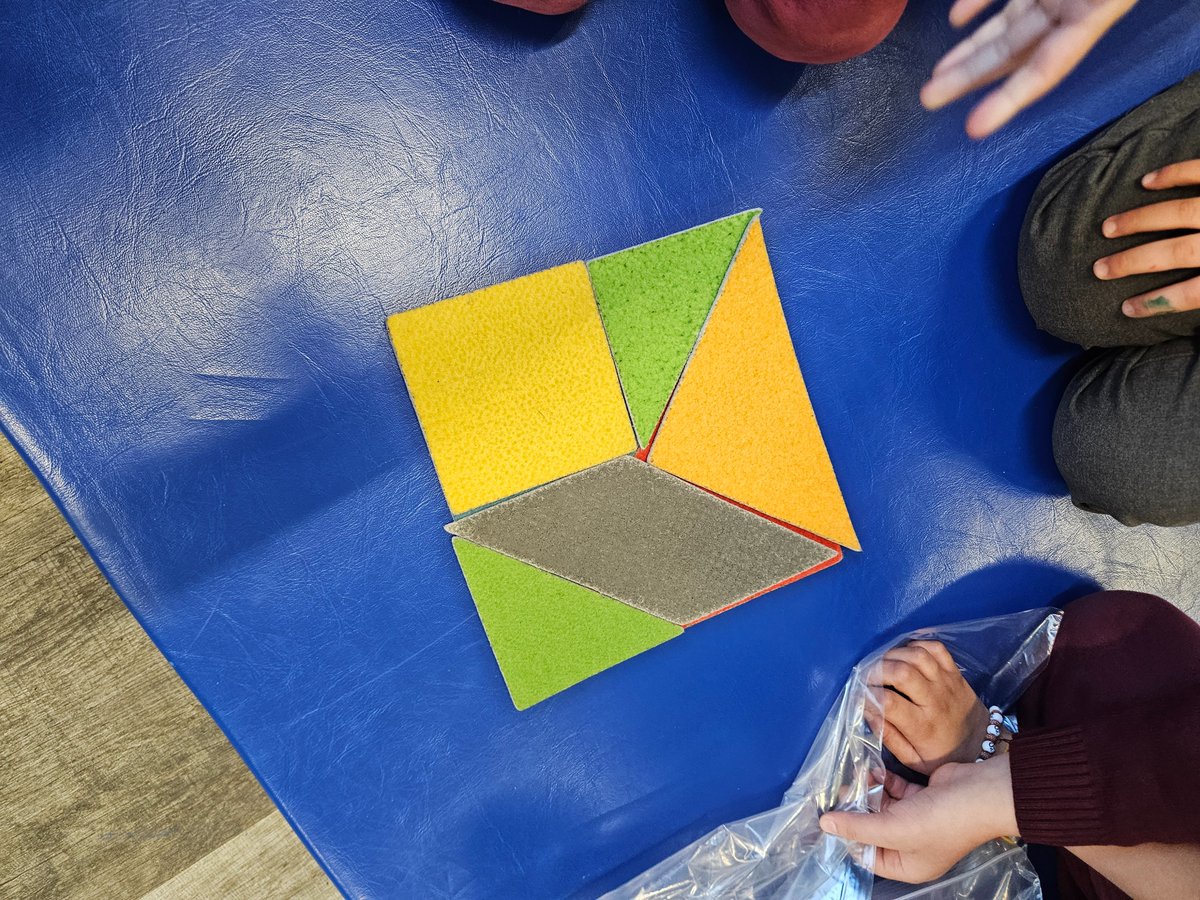 MountStewartSch's tweet photo. 3J did a fantastic job working together in teams to complete different puzzles during our puzzle week. #TMSSMaths #TMSSYear3 https://t.co/yKV8fokg8h