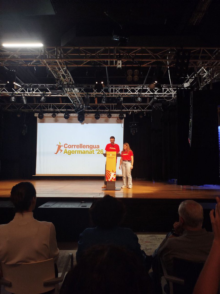 🤝 Avui som a la presentació del <a href="/Correllengua_/">Correllengua Agermanat</a>.

Fem gran aquesta iniciativa, fem cada cop més gran la defensa de la nostra llengua. El català és de i per a totes!