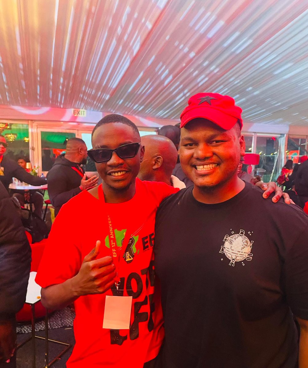 Lord_Ori_'s tweet image. Happy birthday, Lord .@SihleLonzi. To more revolutionary years!