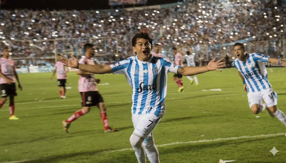 DesdeElInteri0r's tweet photo. ¡Atlético Tucumán el club del interior con más participaciones consecutivas en la máxima categoría del fútbol argentino!
Desde aquel 5 de febrero de 2016, el Decano se encamina a disputar su undécima temporada al hilo. Una marca histórica que pocos imaginaban en aquel ascenso. https://t.co/n1MAMDCNyI