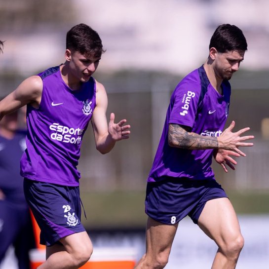 PoderosoCor's tweet image. Dorival Júnior deve escalar um time misto para a partida contra o Fortaleza, já que está focado na disputa da Copa do Brasil:

Hugo Souza; André Ramalho, João Pedro Tchoca e Gustavo Henrique; José Martínez, André, Breno Bidon, Rodrigo Garro e Fabrizio Angileri; Dieguinho e Gui…