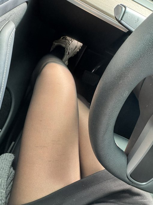 放棄鬧鐘好幾回… 哭哭🥹