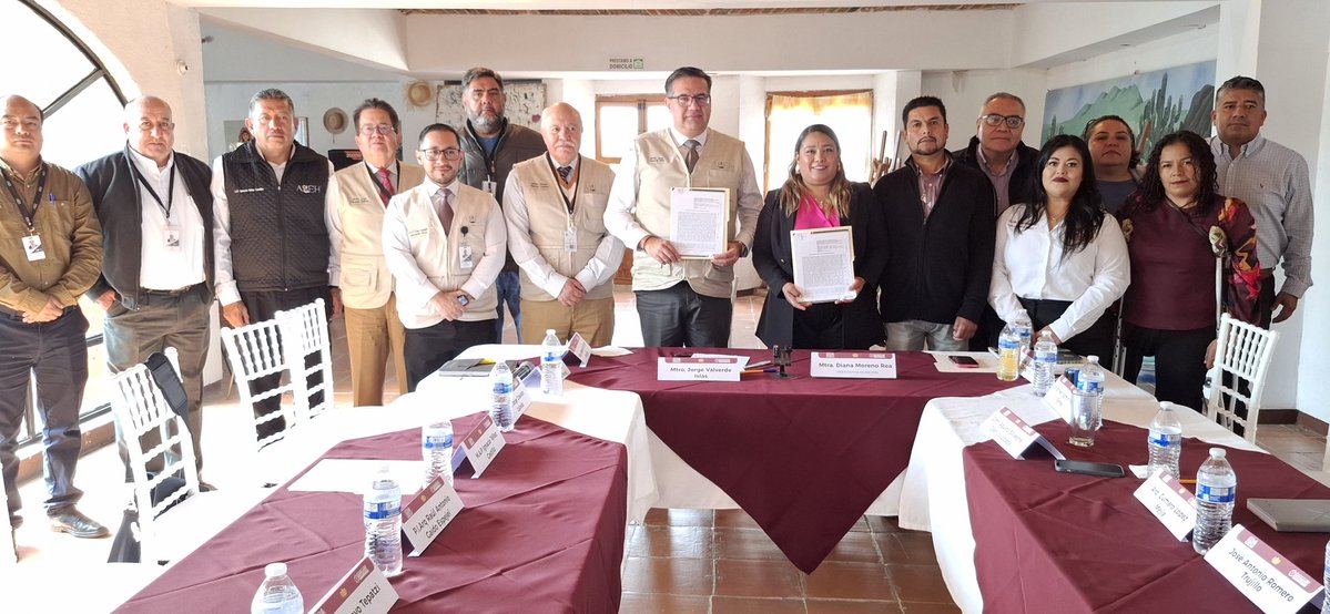 ASEH_Hgo's tweet image. La @ASEH_Hgo  inició la revisión de la Cuenta Pública 2024 en Nopala.
@jorvalverdeASEH ofreció apoyo para resolver dudas y evitar errores futuros. La Alcaldesa Diana Moreno Roa reafirmó su compromiso con la transparencia. #Nopala