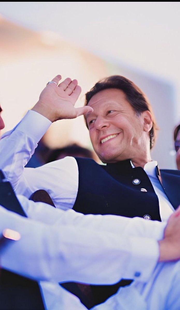 تمہارے تھے تمہارے ہیں تمہارے ہی رہیں گے ہم
سوہنا رب راکھا سدا ہسدا وسدا رہوے  ❤️🥹