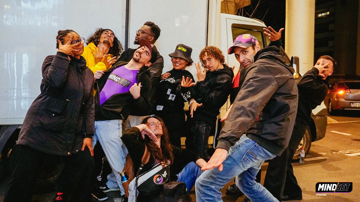 Kokosaap's tweet photo. Avec le #NSxC on s'attache à faire passer l'humain avant le reste et vous voir sourire, vous amusez et profiter tous ENSEMBLE durant l'évènement me fait penser qu'on a réussi notre mission sur ce #MINDSET2025 ! 

Prenez soin de vous et de vos proches ! 🧡
@7yen7na7 📸

Peace 🫂 https://t.co/Epah07GLLV