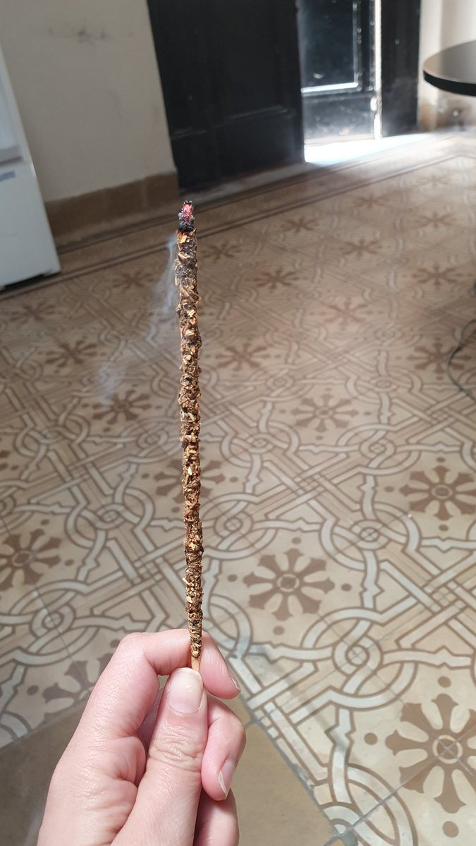 Manyulas tweet media